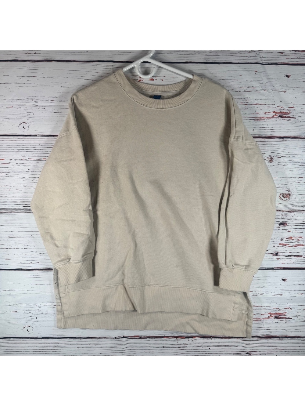 Old Navy Beige Crewneck Sweatshirt Size Large